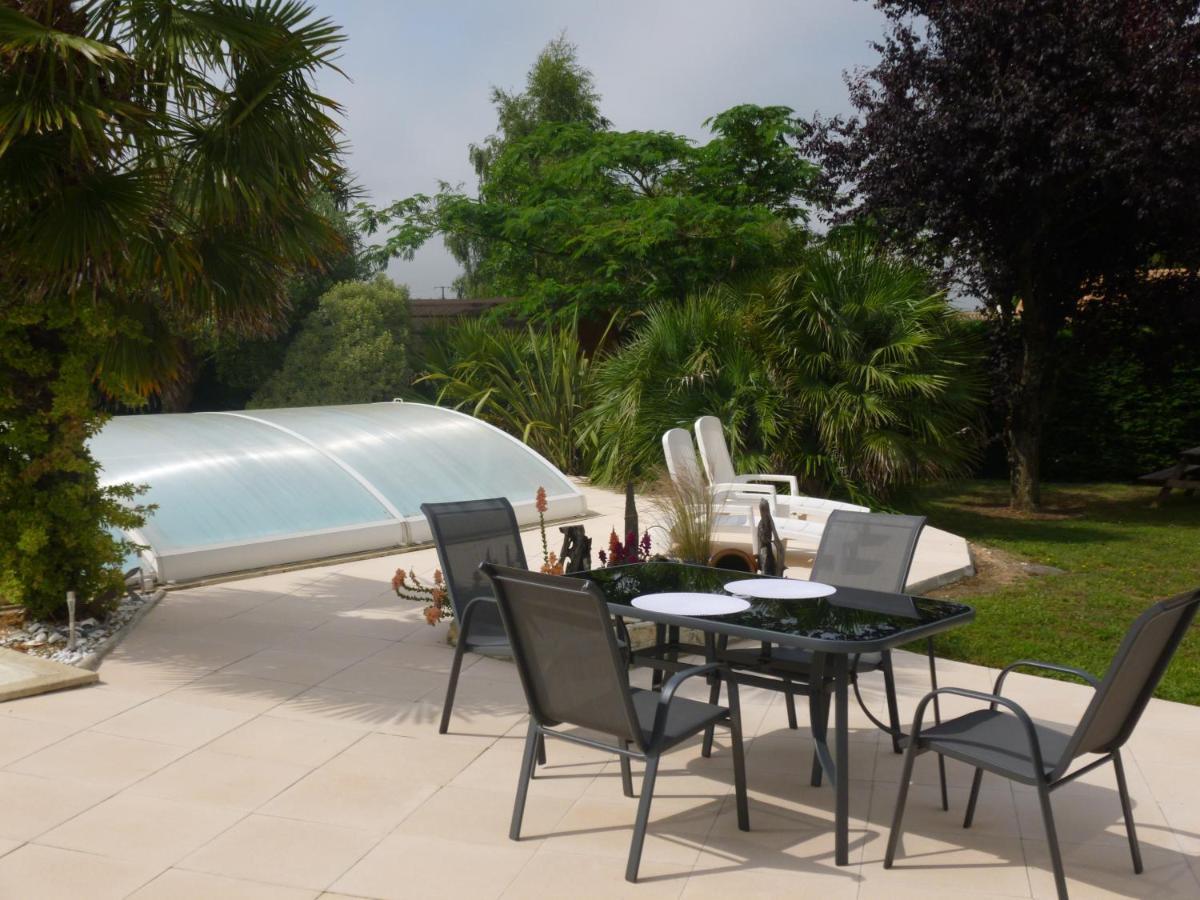 L'Eden Naturiste Spas 샬랑 외부 사진